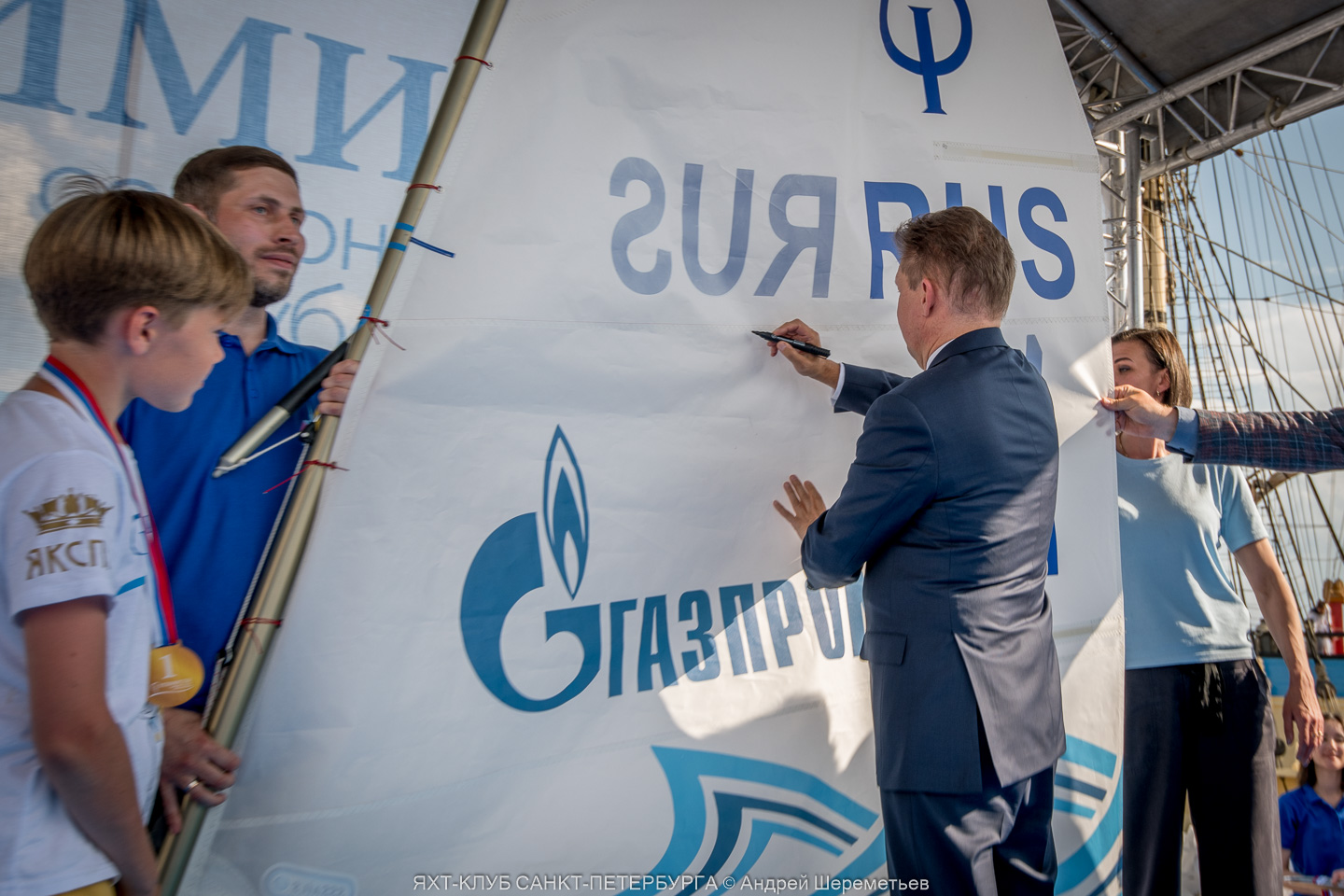В Яхт-клубе прошел первый этап крупнейшей детской серии регат «Оптимисты Северной Столицы. Кубок Газпрома»