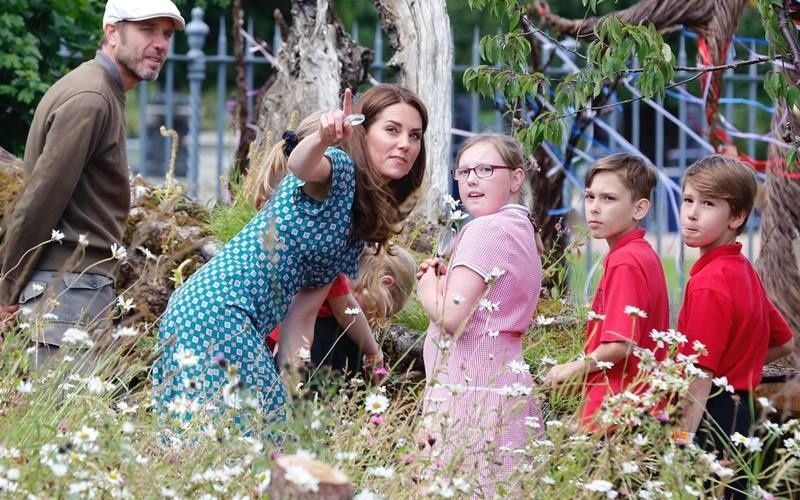 Кейт Мидлтон устроила в своём саду экскурсию для детей